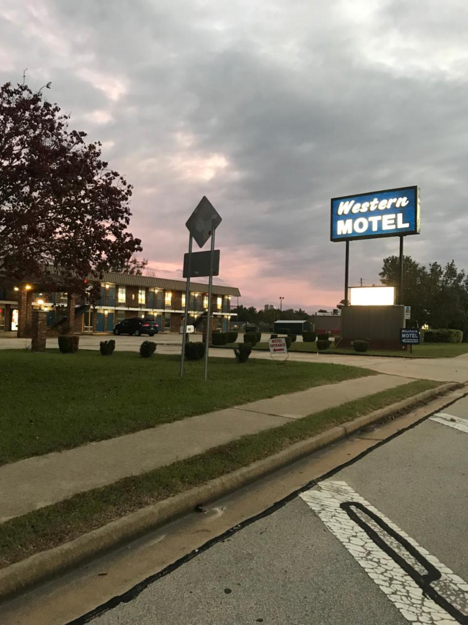 Western Motel Brinson Crossing Luaran gambar